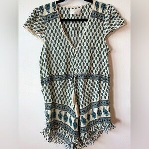 Cotton Candy Blue and Cream Patterned Top